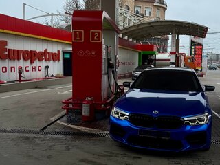 2017 BMW 5 серии 520d VII (G30/G31/G38), белый, 2650000 рублей, вид 1