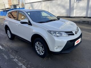 2015 Toyota RAV4 IV (XA40), белый, 2350000 рублей, вид 1