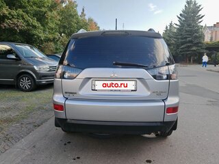 2008 Mitsubishi Outlander II, серебристый, 1000000 рублей, вид 2