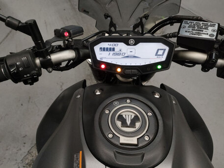 2015 Yamaha MT-07 (FZ-07), серый, 460000 рублей, вид 5
