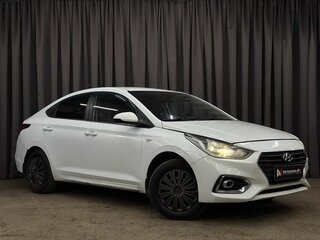 2018 Hyundai Solaris II, белый, 599777 рублей, вид 3