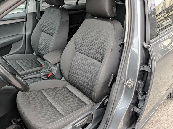 2017 Skoda Octavia III (A7) Рестайлинг, серый, 1640000 рублей - вид 19