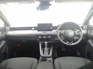 2022 Honda Vezel II, белый, 1850000 рублей, вид 4
