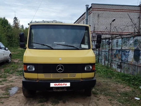 1996 Mercedes-Benz T1, жёлтый, 1300000 рублей, вид 3
