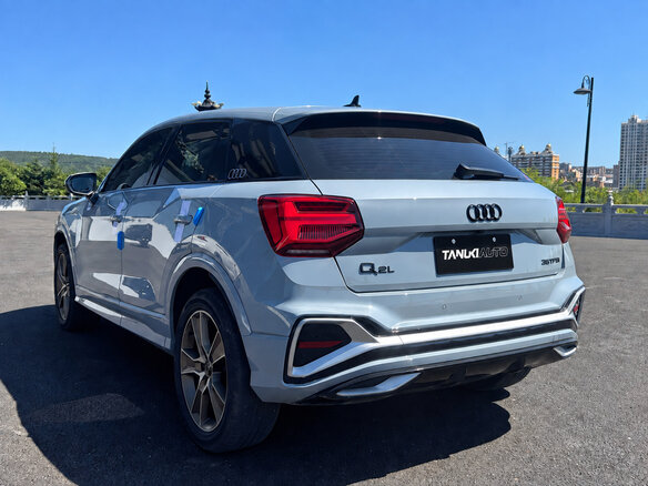 2022 Audi Q2 L 35 TFSI I Рестайлинг, серый, 1740005 рублей - вид 2