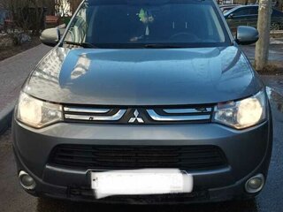 2012 Mitsubishi Outlander III, серый, 970000 рублей, вид 3