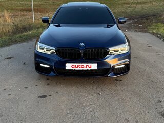 2018 BMW 5 серии 520d xDrive VII (G30/G31/G38), синий, 4200000 рублей, вид 3