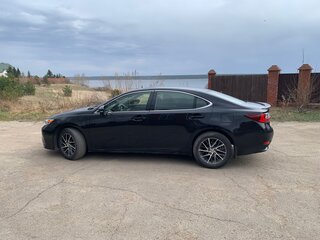 2016 Lexus ES 200 VI Рестайлинг, чёрный, 2650000 рублей, вид 4