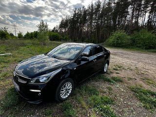 2019 Kia Rio IV, чёрный, 1300000 рублей, вид 2