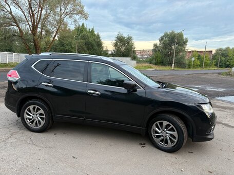 2017 Nissan X-Trail III, чёрный, 1800000 рублей, вид 2