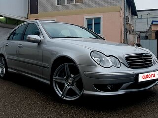 2005 Mercedes-Benz C-Класс 230 II (W203) Рестайлинг, серебристый, 1199999 рублей, вид 3