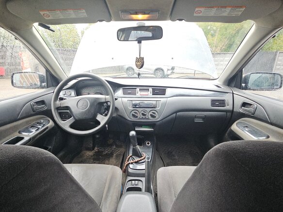 2004 Mitsubishi Lancer IX, серый, 200000 рублей - вид 5