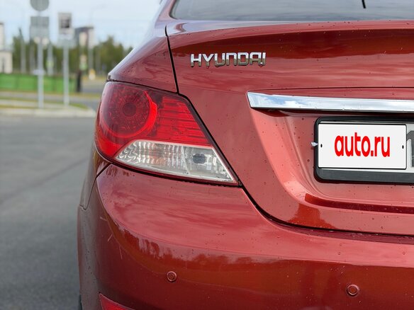 2011 Hyundai Solaris I, красный - вид 19