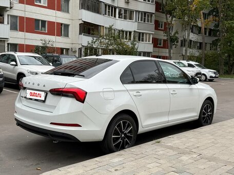 2021 Skoda Rapid II, белый, 1675000 рублей, вид 5