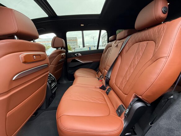 2026 BMW X7 40d I (G07) Рестайлинг, чёрный, 15189000 рублей - вид 7
