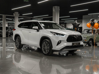 2025 Toyota Highlander IV (XU70), белый, 5230000 рублей, вид 2