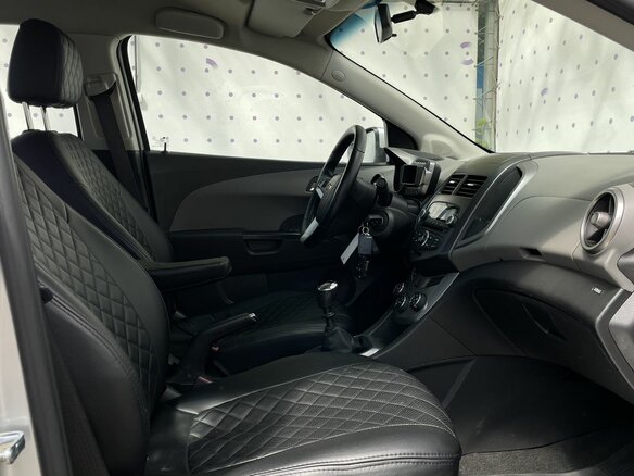 2012 Chevrolet Aveo II, серебристый, 765000 рублей - вид 9