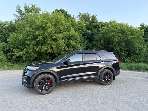 2020 Ford Explorer VI, чёрный, 4700000 рублей - вид 18