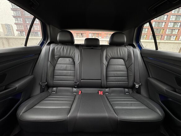 2021 Volkswagen Golf R VIII, синий, 3800000 рублей - вид 35