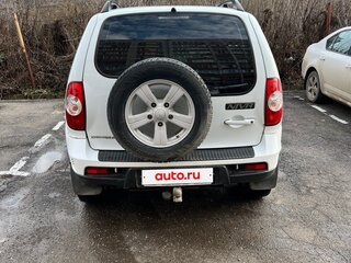2013 Chevrolet Niva I Рестайлинг, белый, 500000 рублей, вид 4