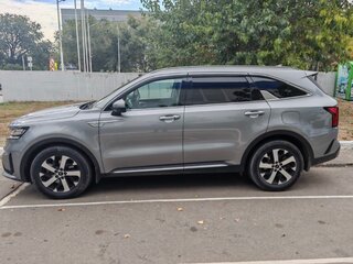 2021 Kia Sorento IV, серебристый, 3800000 рублей, вид 4