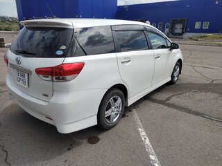 2010 Toyota Wish II, белый, 1150000 рублей, вид 5