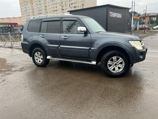 2007 Mitsubishi Pajero IV, серый, 1455000 рублей, вид 2