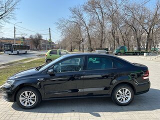 2019 Volkswagen Polo V Рестайлинг, чёрный, 1450000 рублей, вид 4