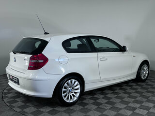 2011 BMW 1 серии 116i I (E81/E82/E87/E88) Рестайлинг, белый, 880000 рублей, вид 5