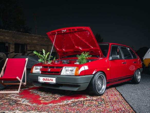 1990 Lada (ВАЗ) 2109, пурпурный, 800000 рублей - вид 4