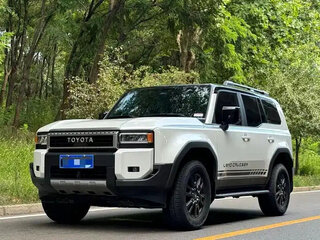 2025 Toyota Land Cruiser Prado 250 Series, белый, 9100000 рублей, вид 1