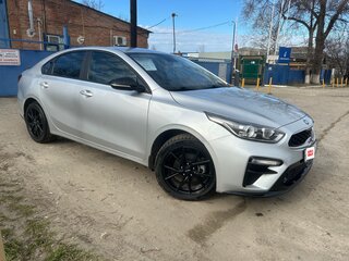 2020 Kia Cerato IV, серебристый, 2100000 рублей, вид 3