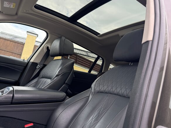 2020 BMW X6 40i III (G06), зелёный, 5830000 рублей - вид 9