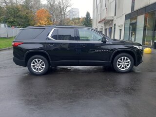 2018 Chevrolet Traverse II, чёрный, 2800000 рублей, вид 3