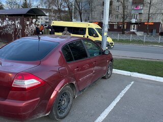 2007 Renault Megane II Рестайлинг, красный, 280000 рублей, вид 3