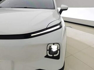 2023 Geely Geometry E 39.4 kWh, белый, 1350033 рублей, вид 3