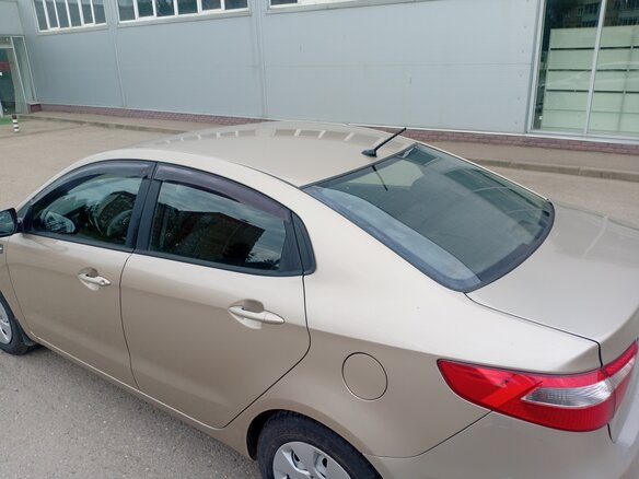 2013 Kia Rio 5-speed III, бежевый, 580000 рублей - вид 21