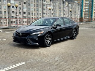 2024 Toyota Camry US Market VIII (XV70) Рестайлинг, чёрный, 3300000 рублей, вид 2