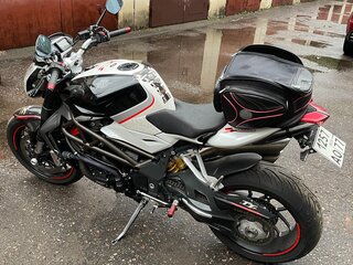 2010 MV Agusta Brutale 1090, белый, 670000 рублей, вид 4