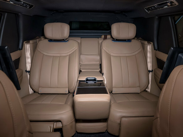 2025 Land Rover Range Rover P530 MHEV Long V, чёрный - вид 32