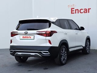 2021 Kia Seltos I, белый, 1422111 рублей, вид 4