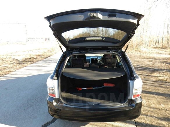 2011 Toyota Corolla Fielder X (E140, E150) Рестайлинг, чёрный, 750000 рублей - вид 16