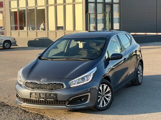 2017 Kia Ceed II Рестайлинг, синий, 1165000 рублей, вид 3
