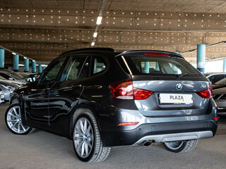 2013 BMW X1 18i I (E84) Рестайлинг, серый, 1300000 рублей, вид 4