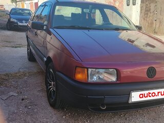 1988 Volkswagen Passat B3, пурпурный, 260000 рублей, вид 3