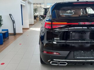 2024 BAIC X75, чёрный, 2500000 рублей, вид 4
