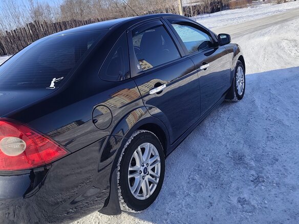 2008 Ford Focus II Рестайлинг, чёрный, 510000 рублей - вид 4