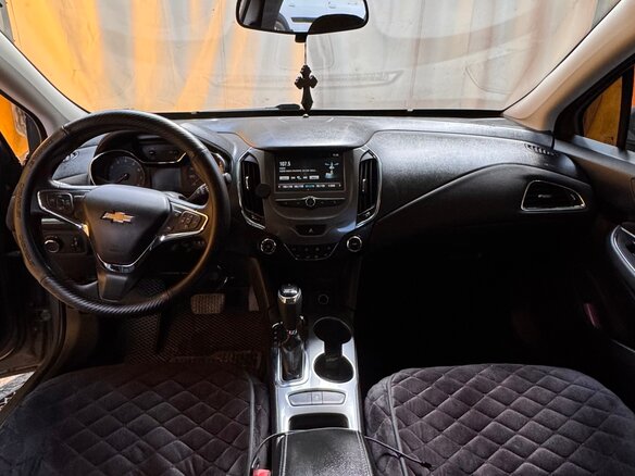 2016 Chevrolet Cruze II, серый, 1300000 рублей - вид 16