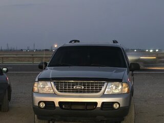 2003 Ford Explorer III, серебристый, 650000 рублей, вид 1