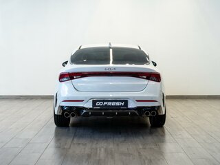 2025 Kia K5 III, белый, 3299000 рублей, вид 4